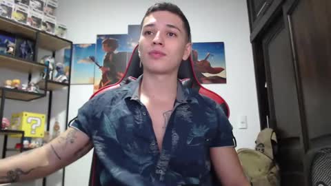 Snapshot of john_s117 chatting on January 21, 3:15 am JOHN online show from January 21, 3:15 am