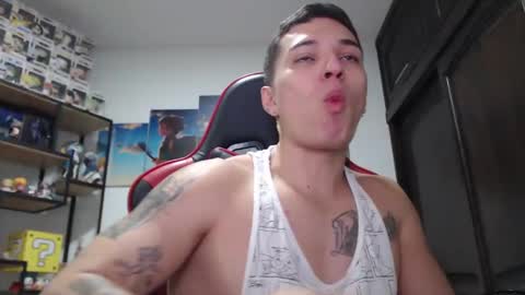 Snapshot of john_s117 chatting on February 1, 5:49 am JOHN online show from February 1, 5:49 am