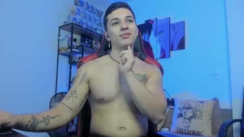 Snapshot of john_s117 chatting on September 18, 9:06 pm JOHN online show from September 18, 9:06 pm