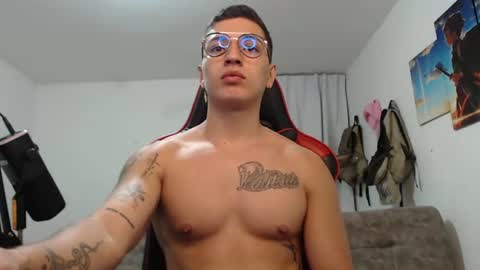 Snapshot of john_s117 chatting on June 26, 6:45 pm JOHN online show from June 26, 6:45 pm