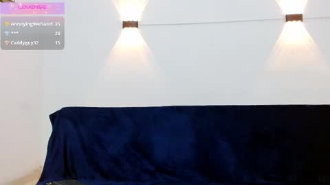 john_ssnow29 online show from October 13, 10:59 am