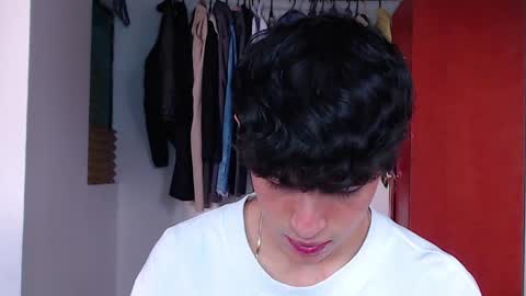 Snapshot of john_vichenso chatting on September 12, 9:37 pm John Vichenso online show from September 12, 9:37 pm