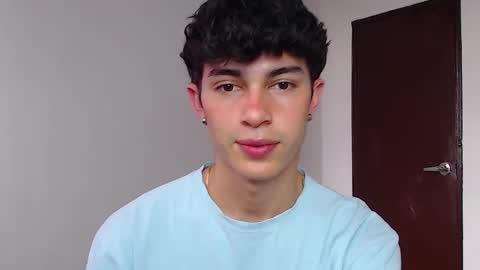 Snapshot of john_vichenso chatting on September 24, 9:18 pm John Vichenso online show from September 24, 9:18 pm