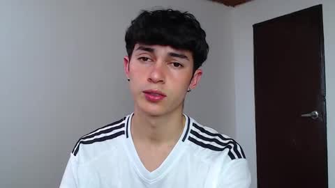 Snapshot of john_vichenso chatting on September 25, 9:07 pm John Vichenso online show from September 25, 9:07 pm