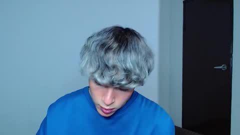 Snapshot of john_vichenso chatting on October 16, 12:33 am John Vichenso online show from October 16, 12:33 am