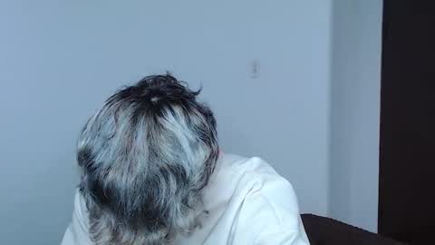 Snapshot of john_vichenso chatting on October 17, 9:50 pm John Vichenso online show from October 17, 9:50 pm