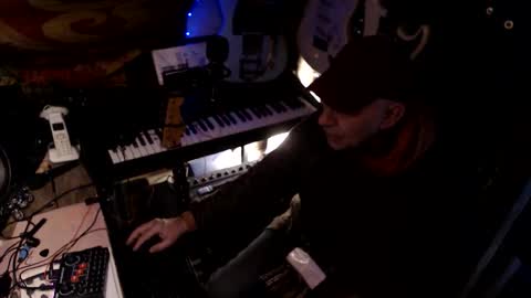 johnfeelgood004 online show from February 24, 11:19 am