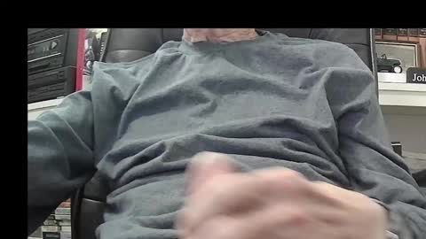 johngp777 online show from December 2, 9:28 pm