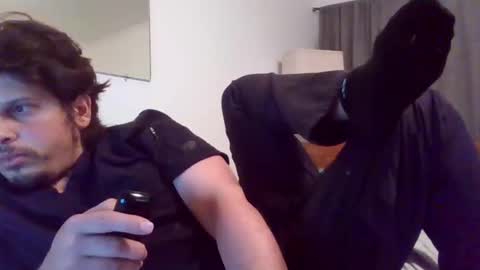 Snapshot of johnjohn90909 chatting on October 3, 2:08 am johnjohn online show from October 3, 2:08 am