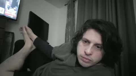 Snapshot of johnjohn90909 chatting on February 7, 1:42 am johnjohn online show from February 7, 1:42 am