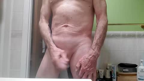 Snapshot of johnlong71 chatting on December 28, 11:52 am johnlong71 online show from December 28, 11:52 am