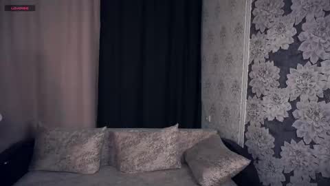 Snapshot of johnnietantum chatting on October 26, 5:30 pm Rocio online show from October 26, 5:30 pm