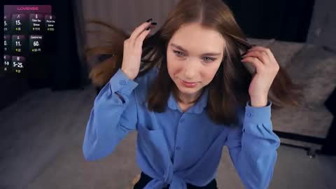 Snapshot of johnnietantum chatting on November 3, 5:47 pm Rocio online show from November 3, 5:47 pm