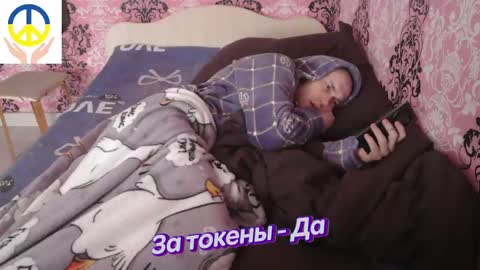 Snapshot of johnny_positive chatting on February 19, 12:22 pm Johnny online show from February 19, 12:22 pm