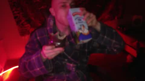 Snapshot of johnny_positive chatting on November 17, 3:51 pm Johnny online show from November 17, 3:51 pm