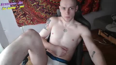 Snapshot of johnny_positive chatting on December 20, 6:31 am Johnny online show from December 20, 6:31 am