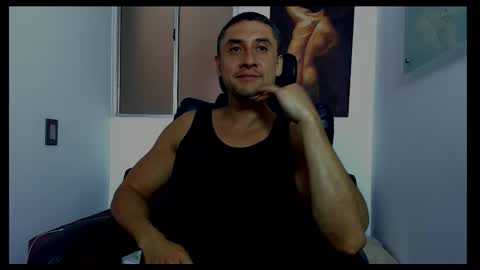 Snapshot of johnny_seens1 chatting on December 14, 9:08 pm Johnny online show from December 14, 9:08 pm