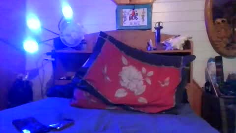 Snapshot of johnnyct36 chatting on November 25, 9:20 am johnnyct36 online show from November 25, 9:20 am