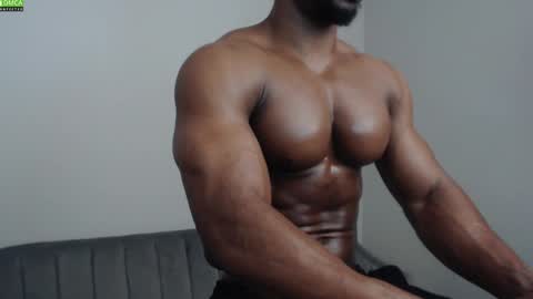 MASTER OF SUBS BETA SLAVES online show from February 17, 7:10 pm