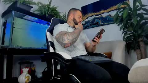 JOHNNY online show from July 12, 1:07 am