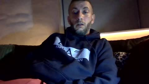 Snapshot of johnnypoly chatting on January 26, 2:56 am bigboy online show from January 26, 2:56 am