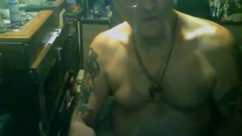 johnnyshung1 online show from November 20, 10:48 am