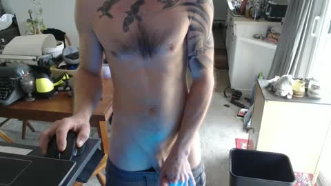 JohnnyTomcat online show from October 9, 6:28 pm