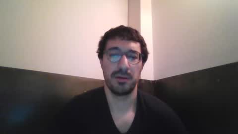 Snapshot of johnparis7575 chatting on January 10, 11:43 am Johnfrench online show from January 10, 11:43 am