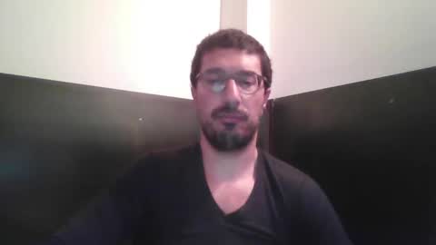 Snapshot of johnparis7575 chatting on March 5, 11:27 pm Johnfrench online show from March 5, 11:27 pm