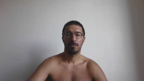 Snapshot of johnparis7575 chatting on September 30, 10:42 am Johnfrench online show from September 30, 10:42 am