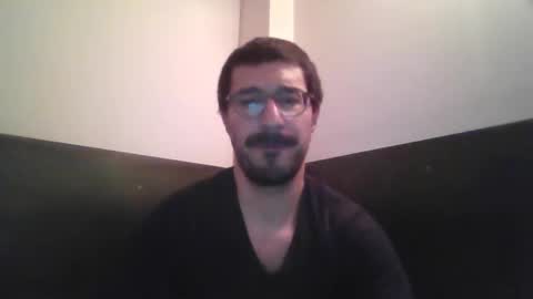 Snapshot of johnparis7575 chatting on November 9, 9:02 pm Johnfrench online show from November 9, 9:02 pm