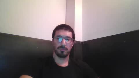 Snapshot of johnparis7575 chatting on January 9, 11:39 pm Johnfrench online show from January 9, 11:39 pm