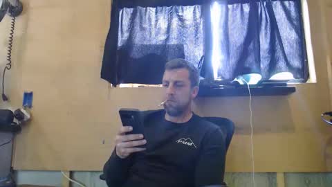 johnplayer23 online show from April 19, 6:21 pm