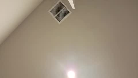 Snapshot of johnryantexas chatting on December 15, 5:44 am Give John Ryan A Thumbs Up online show from December 15, 5:44 am