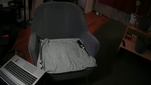 johntylerr833 online show from January 9, 10:44 pm