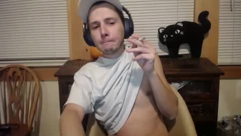 Snapshot of johstondude chatting on November 9, 3:49 am Johston online show from November 9, 3:49 am