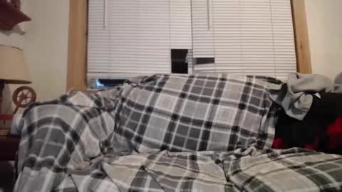 Snapshot of johstondude chatting on November 24, 2:11 am Johston online show from November 24, 2:11 am