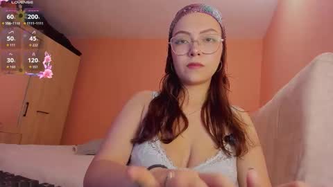 Snapshot of jois0311 chatting on December 18, 1:33 am SasaHara online show from December 18, 1:33 am