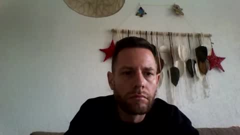 Snapshot of jojo19844 chatting on December 19, 10:11 am jojo19844 online show from December 19, 10:11 am