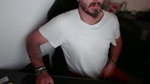 Snapshot of jojo2aix chatting on September 29, 12:05 am for your pleasure online show from September 29, 12:05 am