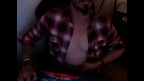 Snapshot of jojo2aix chatting on December 21, 12:29 am for your pleasure online show from December 21, 12:29 am