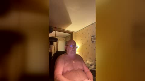 jojo60000529566 online show from December 18, 6:52 am