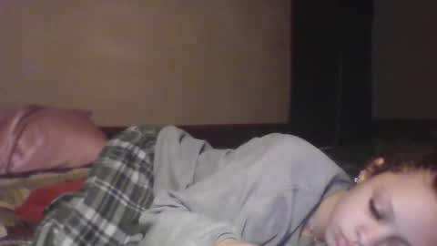 jojosbizarrelyf online show from December 4, 1:48 am