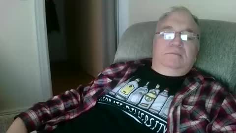 Snapshot of joker5339 chatting on November 28, 1:14 pm joker5339 online show from November 28, 1:14 pm