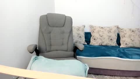 Jolene online show from January 11, 4:45 pm