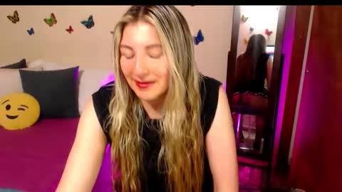 Jolie Mature online show from November 5, 11:05 pm