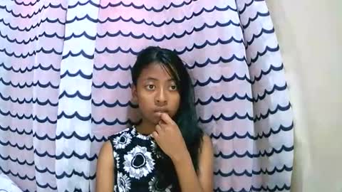 Snapshot of joliekah27 chatting on September 14, 9:19 am joliekah27 online show from September 14, 9:19 am