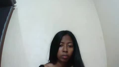 joliekah27 online show from December 17, 12:00 pm