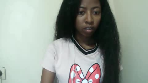 joliekah27 online show from March 16, 7:01 am