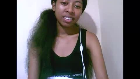 joliekah27 online show from May 2, 9:47 am